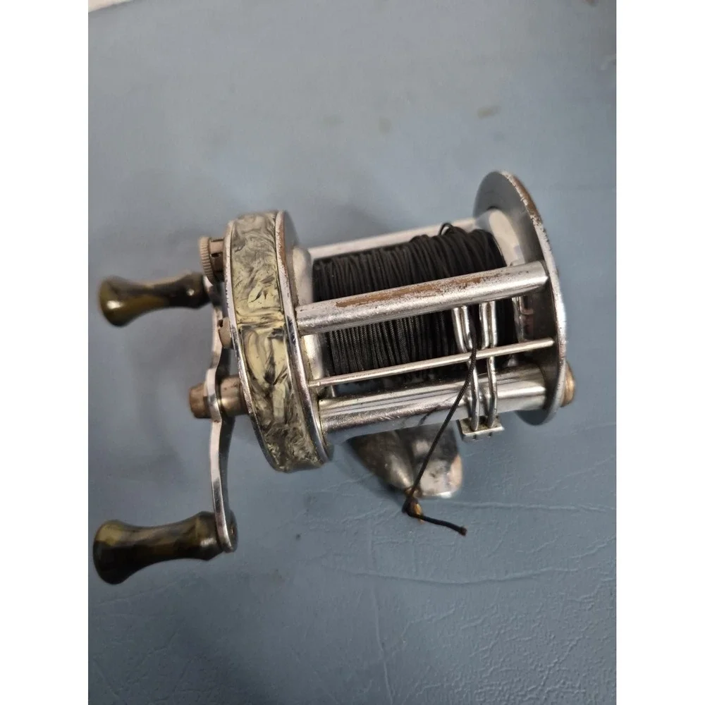 Southbend No 560 Baitcast Fishing Reel Camo